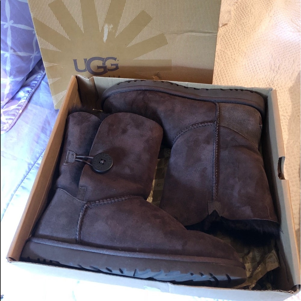 Ugg Bailey Boot Chocolate Brown Size 8 Used